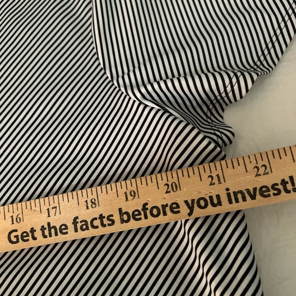 Chicos quarter zip spandex golf shirt with ruffle neckline - Picture 7 of 8